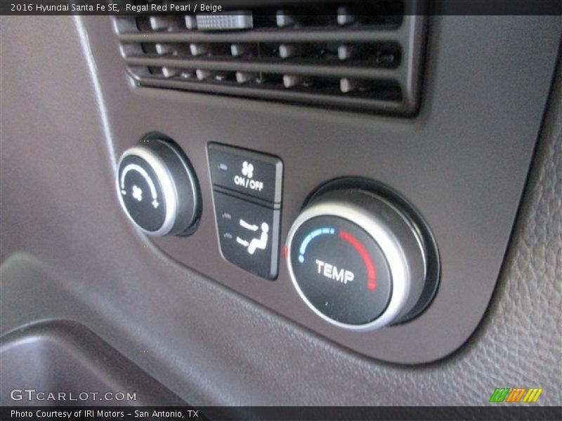 Regal Red Pearl / Beige 2016 Hyundai Santa Fe SE