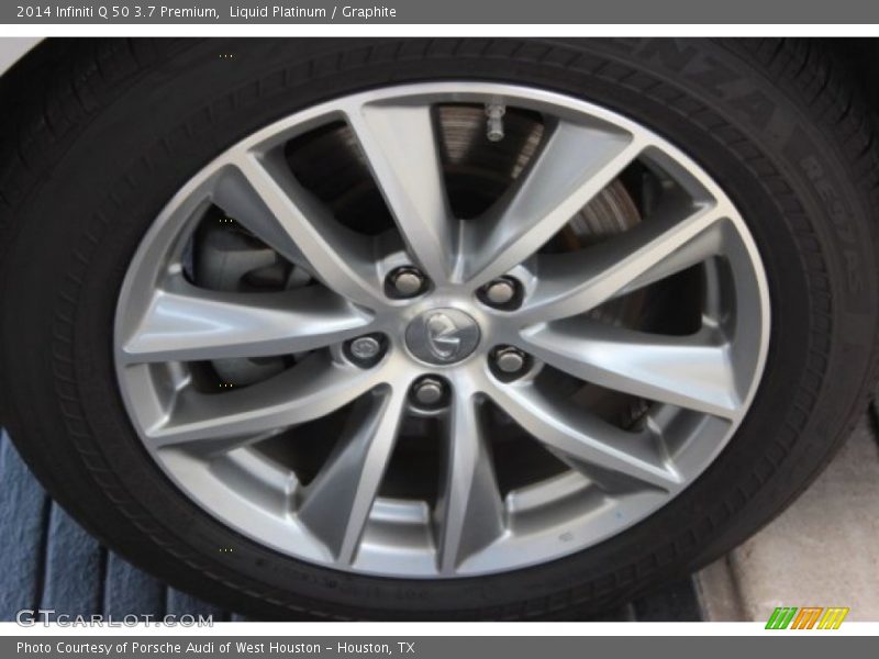 Liquid Platinum / Graphite 2014 Infiniti Q 50 3.7 Premium