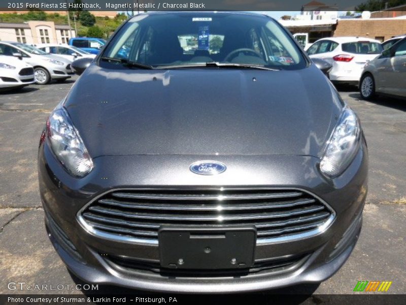 Magnetic Metallic / Charcoal Black 2015 Ford Fiesta SE Hatchback