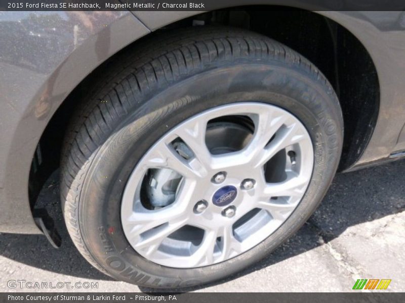 Magnetic Metallic / Charcoal Black 2015 Ford Fiesta SE Hatchback