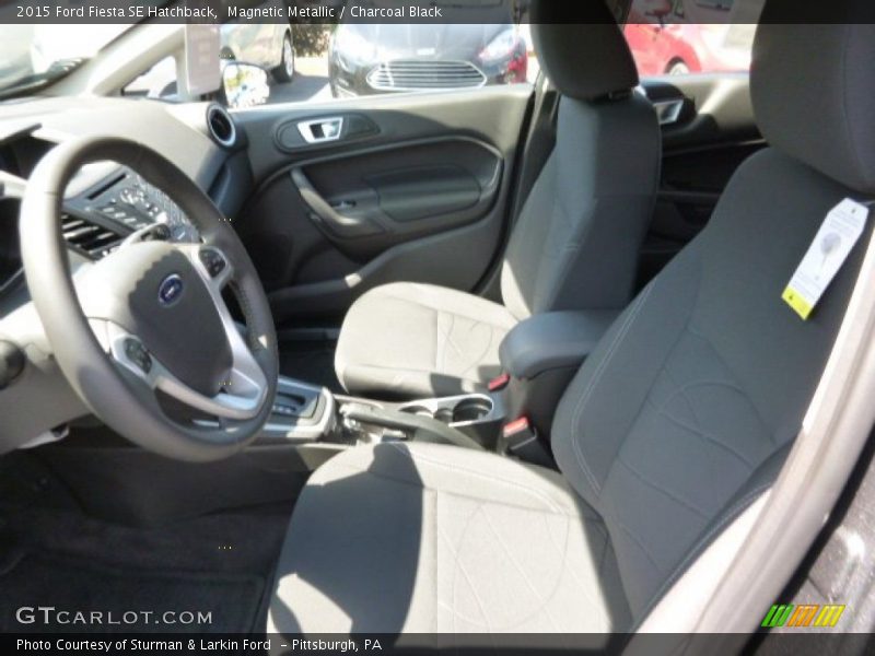 Magnetic Metallic / Charcoal Black 2015 Ford Fiesta SE Hatchback