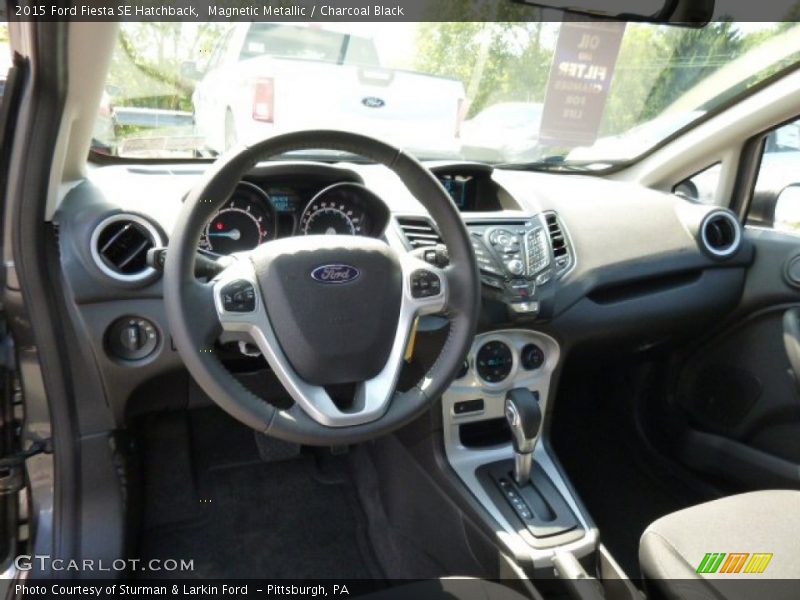 Magnetic Metallic / Charcoal Black 2015 Ford Fiesta SE Hatchback