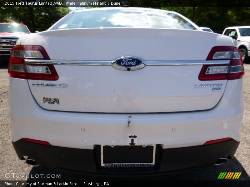 White Platinum Metallic / Dune 2015 Ford Taurus Limited AWD