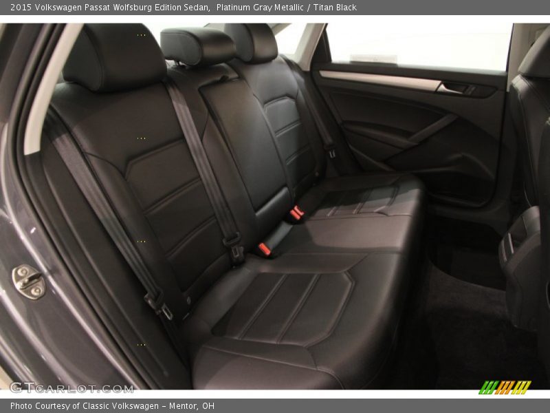 Platinum Gray Metallic / Titan Black 2015 Volkswagen Passat Wolfsburg Edition Sedan