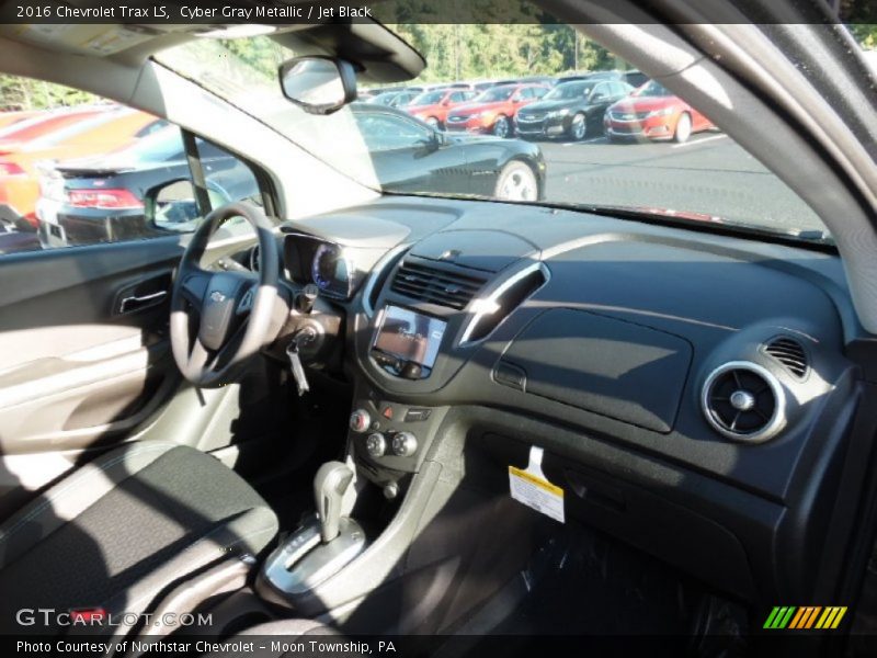 Cyber Gray Metallic / Jet Black 2016 Chevrolet Trax LS