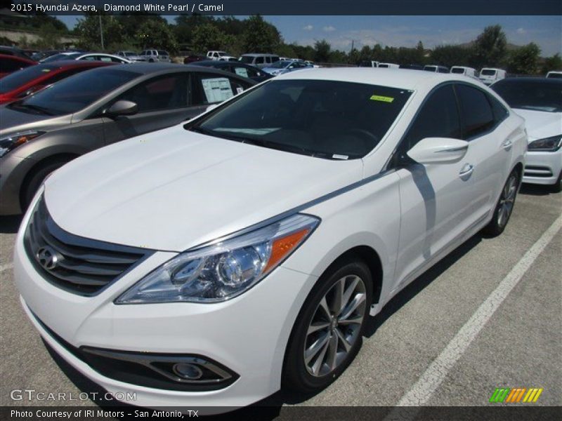 Front 3/4 View of 2015 Azera 