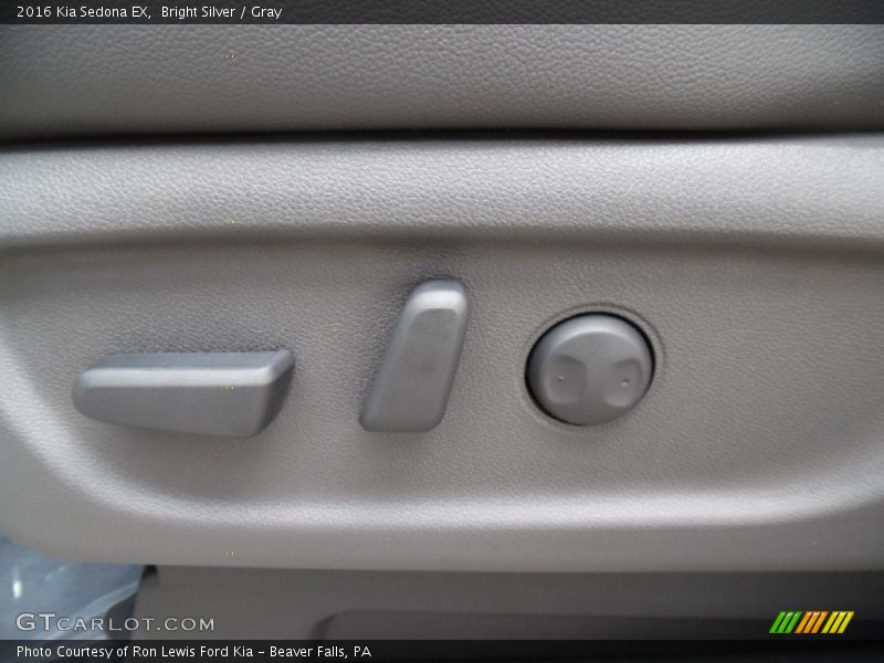 Controls of 2016 Sedona EX