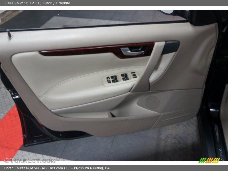 Black / Graphite 2004 Volvo S60 2.5T