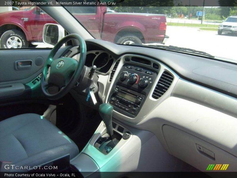 Millenium Silver Metallic / Ash Gray 2007 Toyota Highlander V6