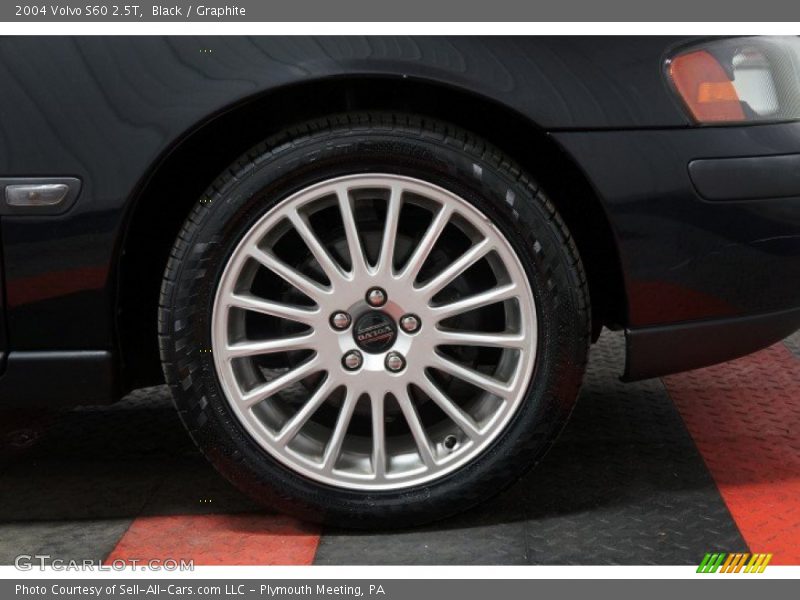 Black / Graphite 2004 Volvo S60 2.5T