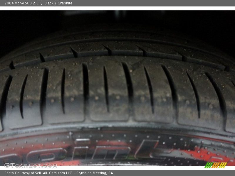 Black / Graphite 2004 Volvo S60 2.5T