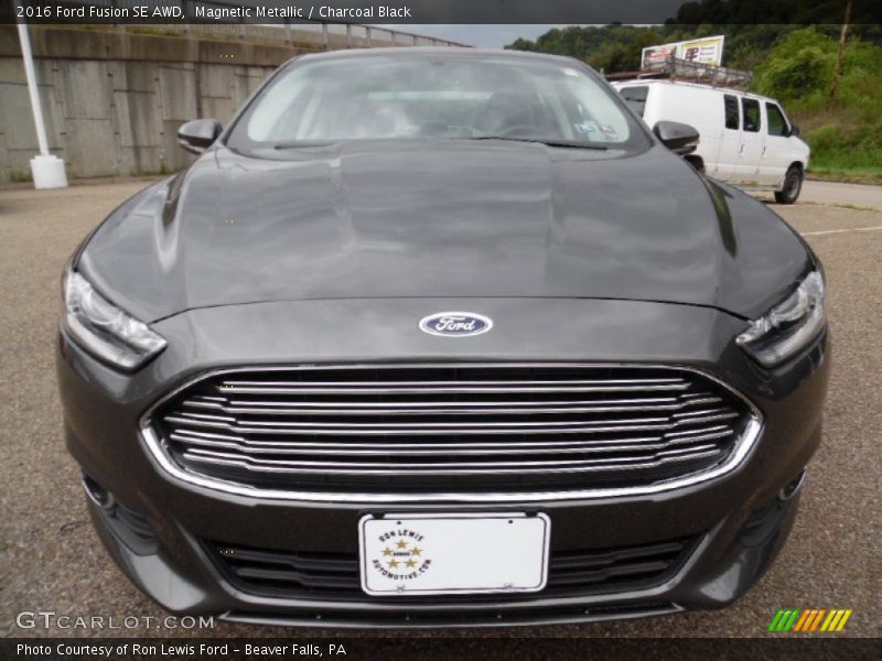 Magnetic Metallic / Charcoal Black 2016 Ford Fusion SE AWD