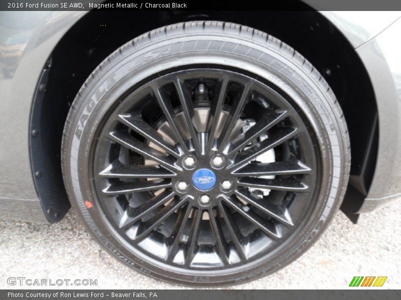 Magnetic Metallic / Charcoal Black 2016 Ford Fusion SE AWD