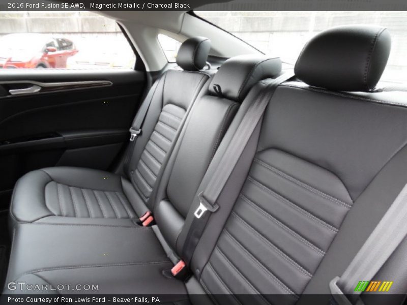 Magnetic Metallic / Charcoal Black 2016 Ford Fusion SE AWD
