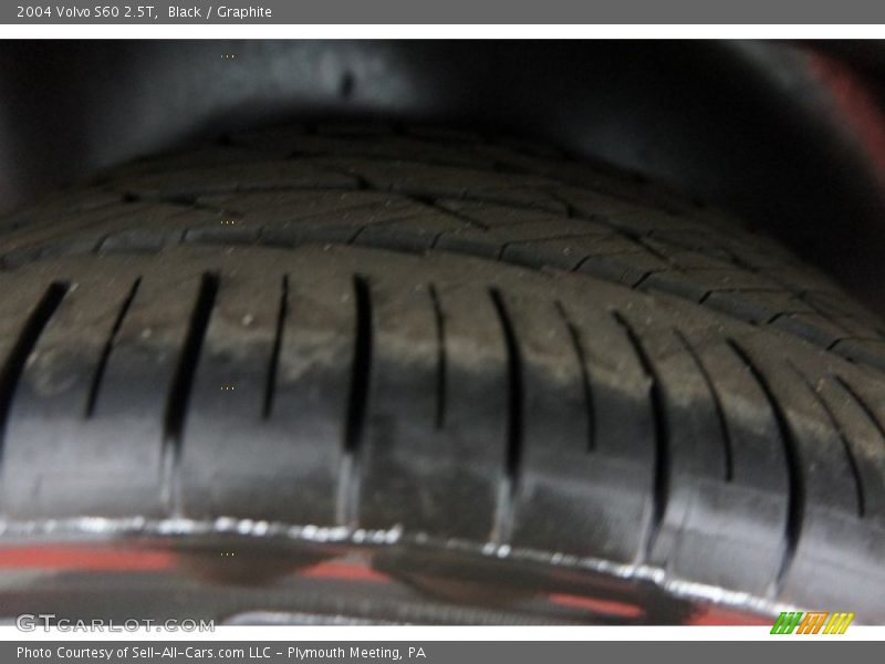 Black / Graphite 2004 Volvo S60 2.5T