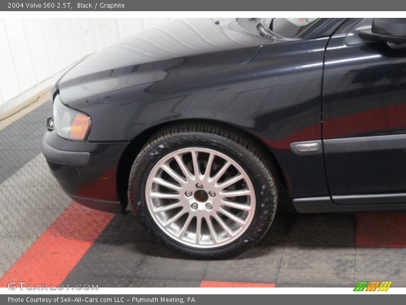 Black / Graphite 2004 Volvo S60 2.5T