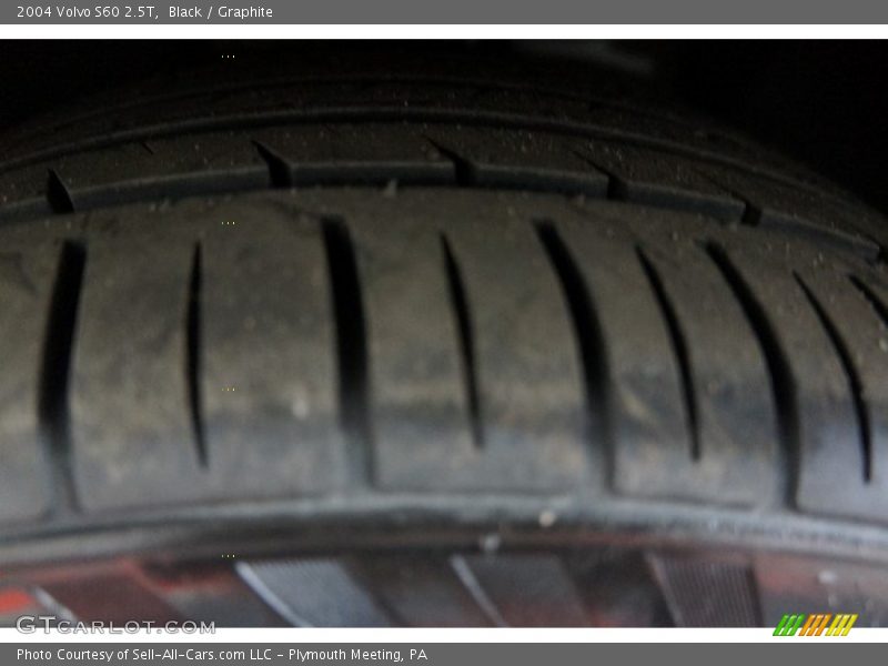 Black / Graphite 2004 Volvo S60 2.5T