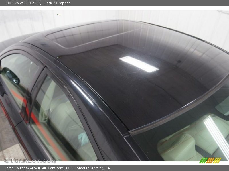 Black / Graphite 2004 Volvo S60 2.5T