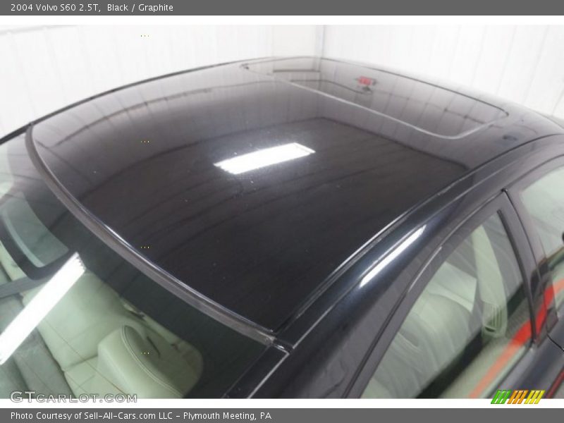 Black / Graphite 2004 Volvo S60 2.5T