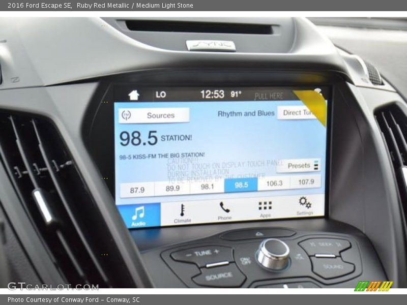 Ruby Red Metallic / Medium Light Stone 2016 Ford Escape SE