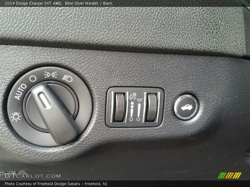 Billet Silver Metallic / Black 2014 Dodge Charger SXT AWD
