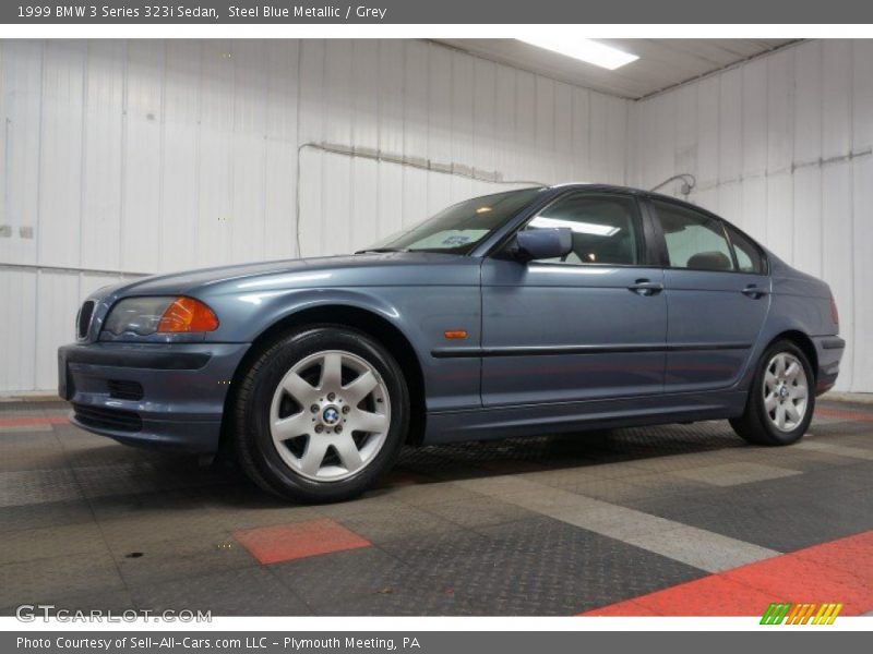 Front 3/4 View of 1999 3 Series 323i Sedan