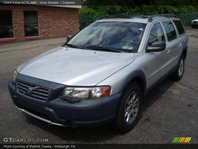 Silver Metallic / Graphite 2004 Volvo XC70 AWD