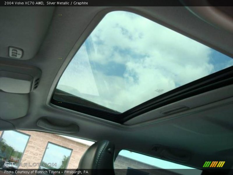 Silver Metallic / Graphite 2004 Volvo XC70 AWD