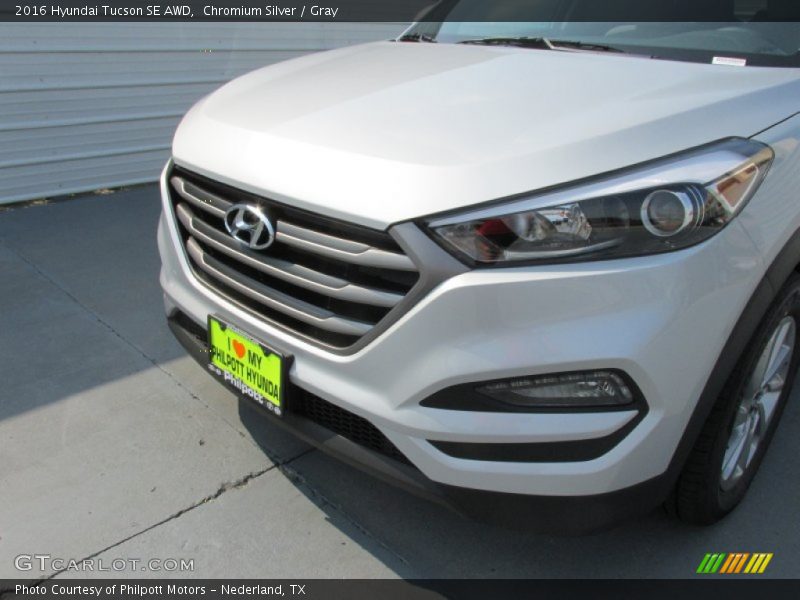 Chromium Silver / Gray 2016 Hyundai Tucson SE AWD