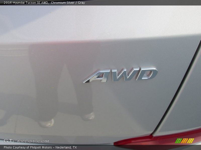 Chromium Silver / Gray 2016 Hyundai Tucson SE AWD