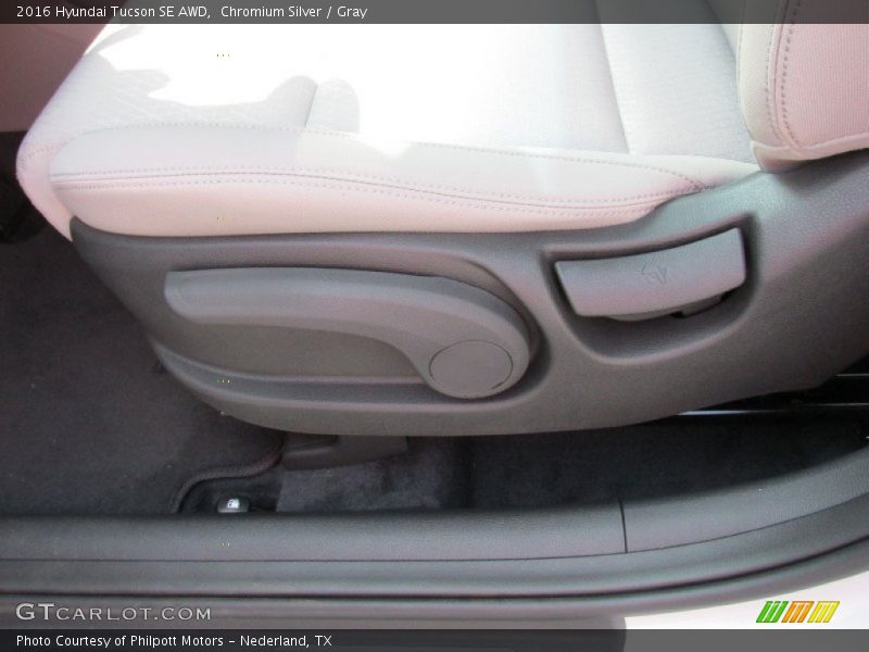 Chromium Silver / Gray 2016 Hyundai Tucson SE AWD