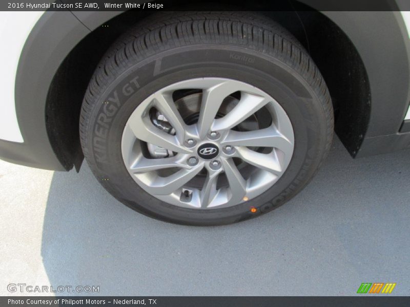  2016 Tucson SE AWD Wheel