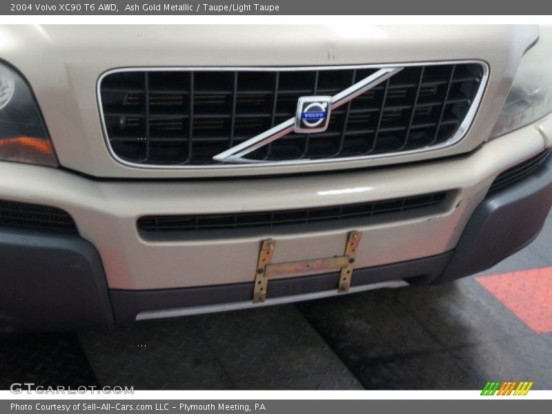 Ash Gold Metallic / Taupe/Light Taupe 2004 Volvo XC90 T6 AWD