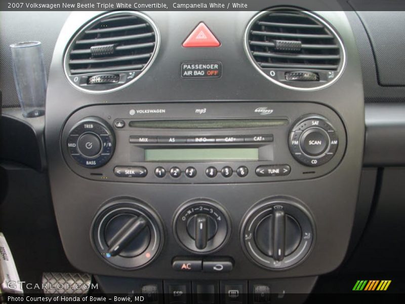 Campanella White / White 2007 Volkswagen New Beetle Triple White Convertible