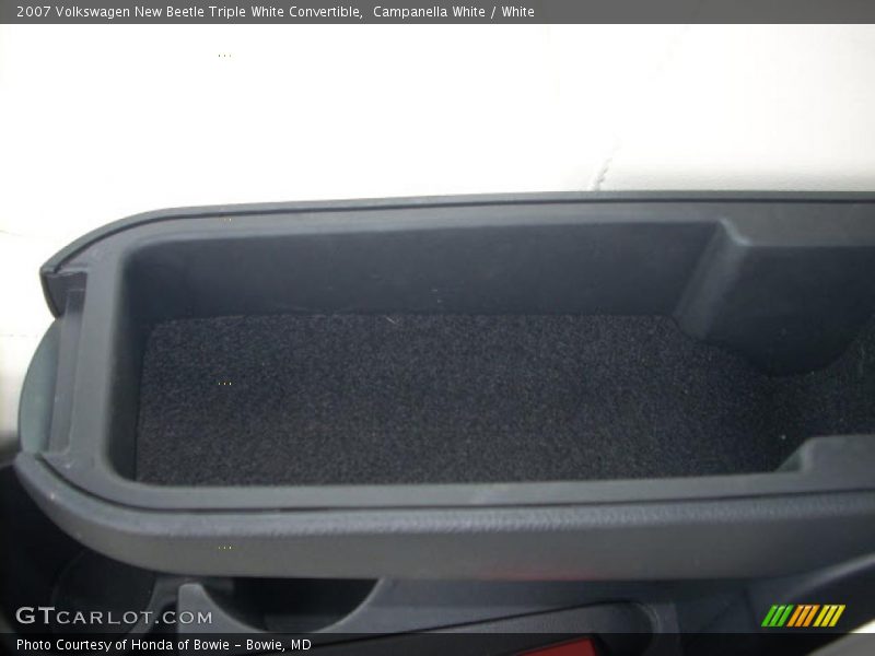 Campanella White / White 2007 Volkswagen New Beetle Triple White Convertible