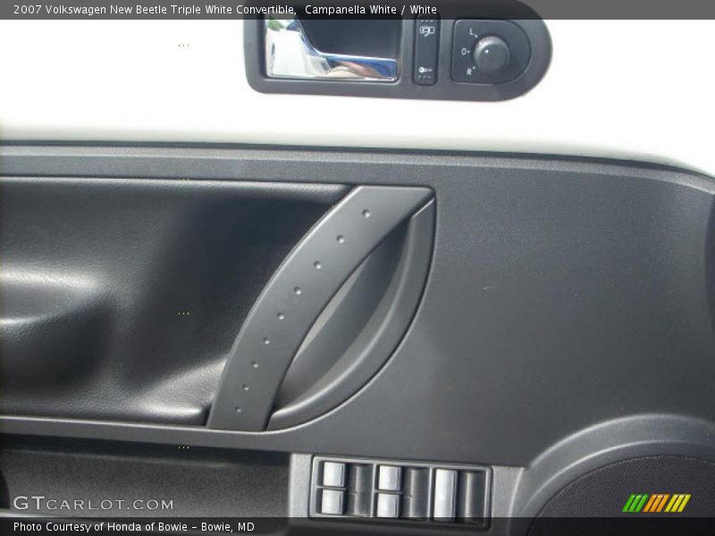 Campanella White / White 2007 Volkswagen New Beetle Triple White Convertible