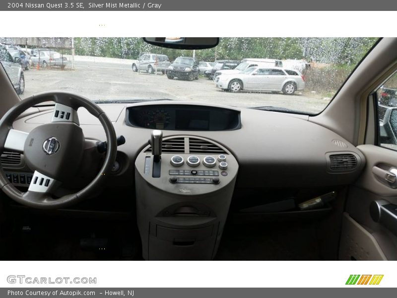 Silver Mist Metallic / Gray 2004 Nissan Quest 3.5 SE