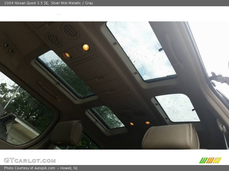 Silver Mist Metallic / Gray 2004 Nissan Quest 3.5 SE
