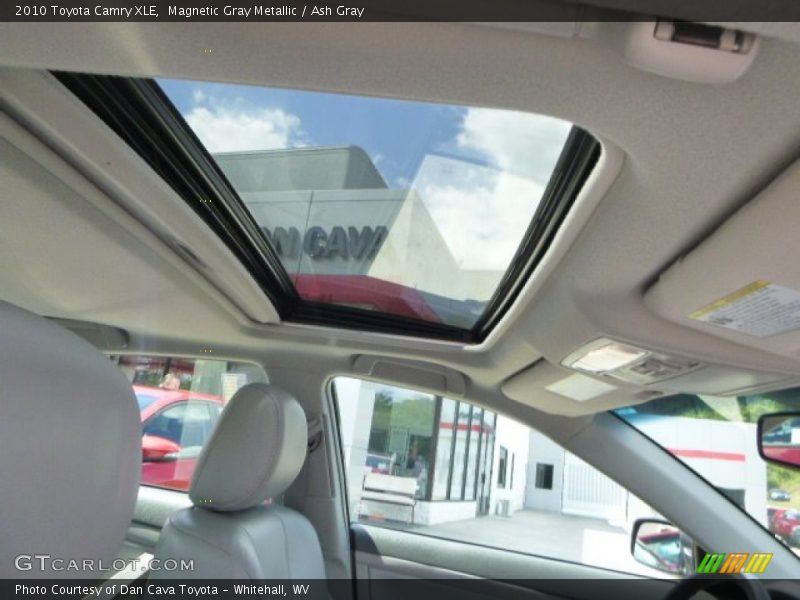 Magnetic Gray Metallic / Ash Gray 2010 Toyota Camry XLE