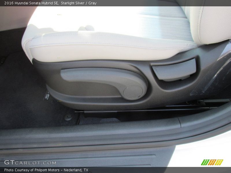 Starlight Silver / Gray 2016 Hyundai Sonata Hybrid SE