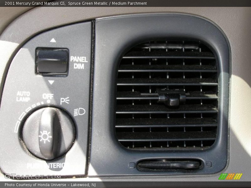 Spruce Green Metallic / Medium Parchment 2001 Mercury Grand Marquis GS