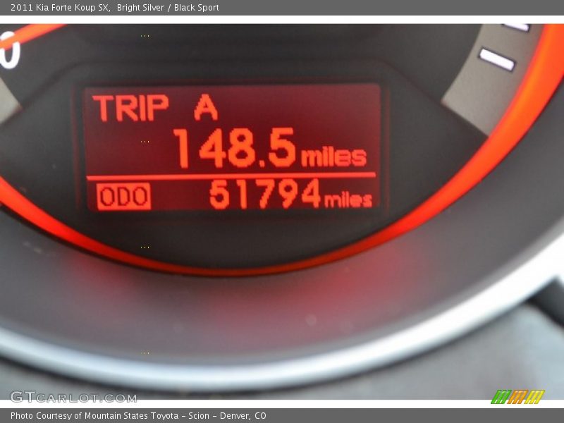 Bright Silver / Black Sport 2011 Kia Forte Koup SX