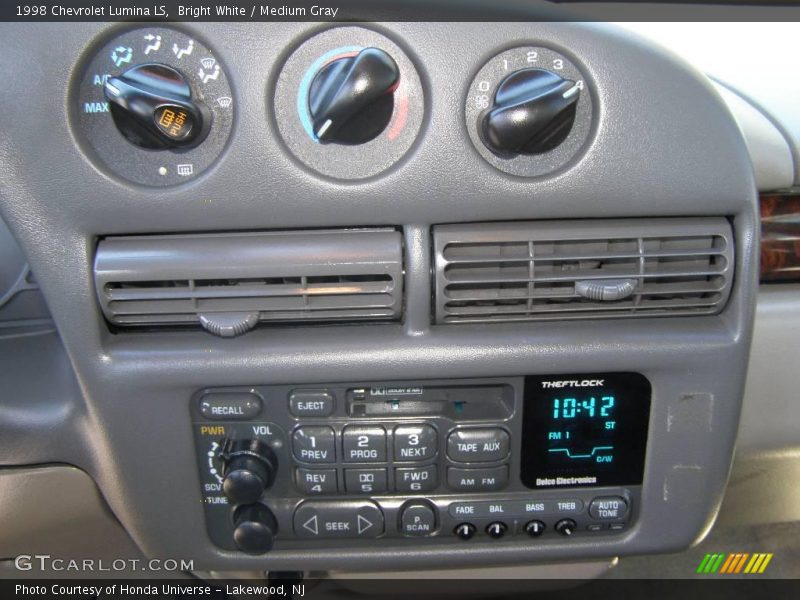Bright White / Medium Gray 1998 Chevrolet Lumina LS