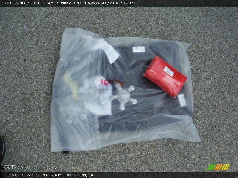 Daytona Gray Metallic / Black 2015 Audi Q7 3.0 TDI Premium Plus quattro