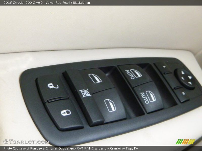 Controls of 2016 200 C AWD