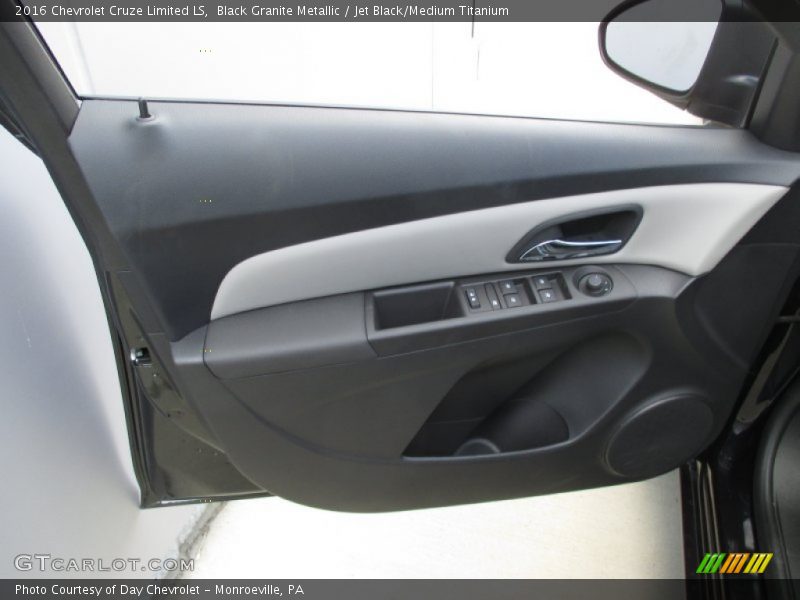 Black Granite Metallic / Jet Black/Medium Titanium 2016 Chevrolet Cruze Limited LS
