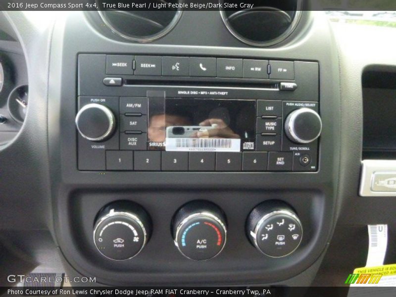Controls of 2016 Compass Sport 4x4