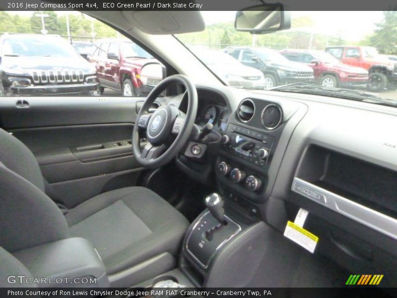 ECO Green Pearl / Dark Slate Gray 2016 Jeep Compass Sport 4x4