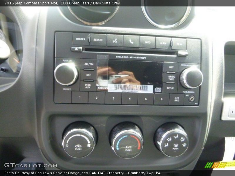 Controls of 2016 Compass Sport 4x4