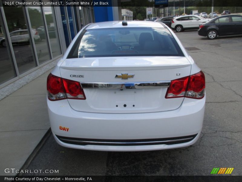 Summit White / Jet Black 2016 Chevrolet Cruze Limited LT